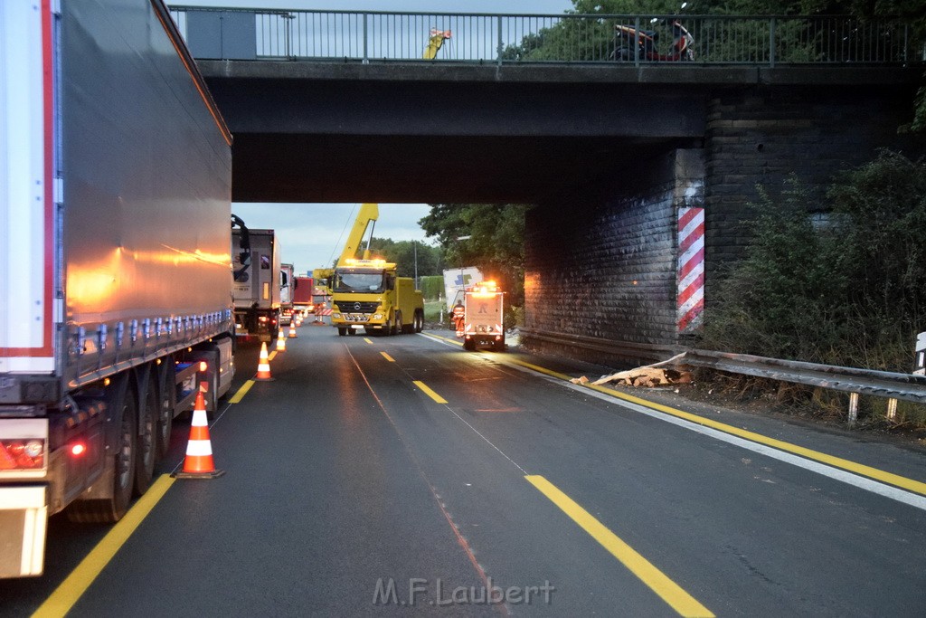 Schwerer VU A 3 Rich Oberhausen Hoehe AK Leverkusen P280.JPG - Miklos Laubert